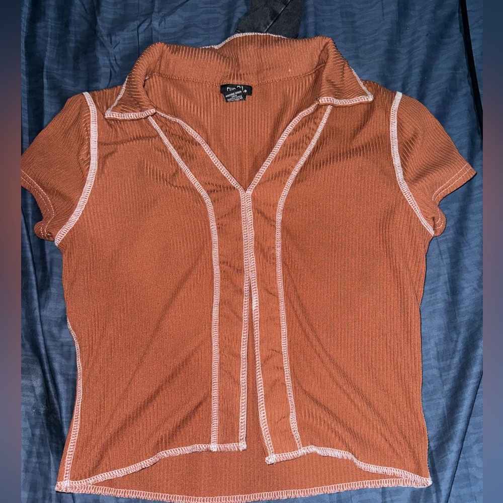 super comfortable and amazing fitting brown crop top